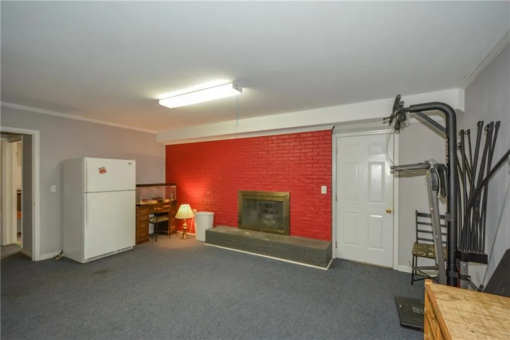515 Abernathy Road Ne, Sandy Springs, Georgia 30328, 5 Bedrooms Bedrooms, ,3 BathroomsBathrooms,Residential,Sold,515 Abernathy Road Ne,5955403