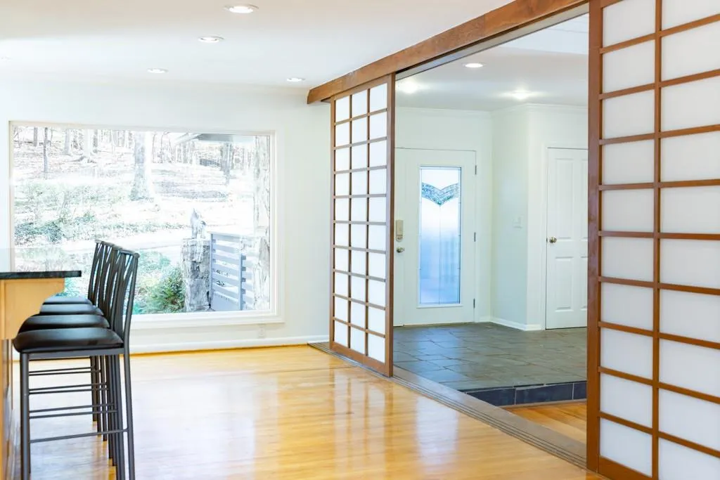 1250 Tynecastle Way, Sandy Springs, Georgia 30350, 5 Bedrooms Bedrooms, ,5 BathroomsBathrooms,Residential,Sold,1250 Tynecastle Way,7143629