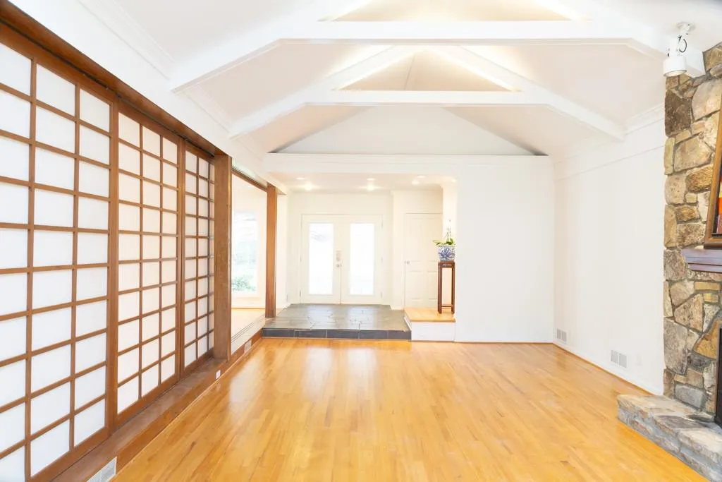 1250 Tynecastle Way, Sandy Springs, Georgia 30350, 5 Bedrooms Bedrooms, ,5 BathroomsBathrooms,Residential,Sold,1250 Tynecastle Way,7143629