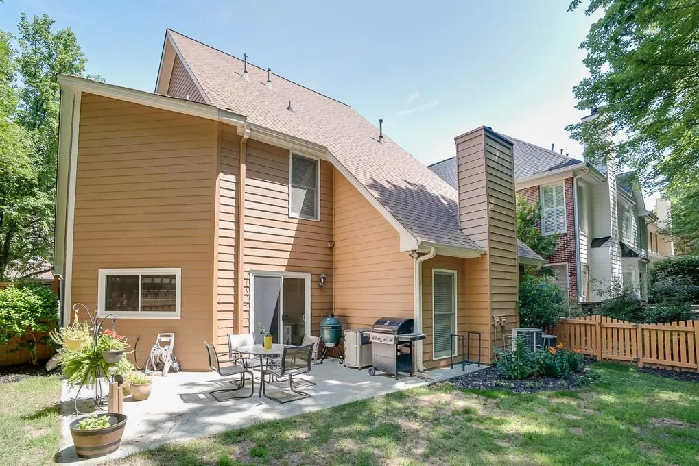 38 Westfair Court, Atlanta, Georgia 30328, 3 Bedrooms Bedrooms, ,2 BathroomsBathrooms,Residential,Sold,38 Westfair Court,5850944