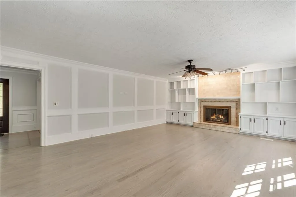 7130 Cherry Bluff Drive, Sandy Springs, Georgia 30350, 5 Bedrooms Bedrooms, ,3 BathroomsBathrooms,Residential,Sold,7130 Cherry Bluff Drive,6958523