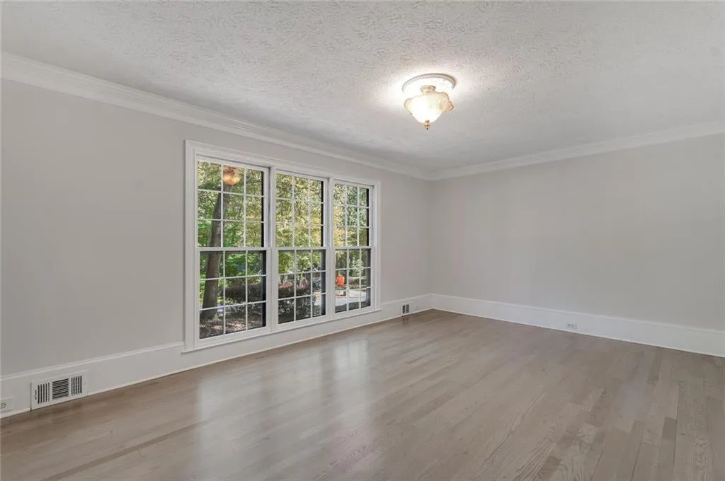 7130 Cherry Bluff Drive, Sandy Springs, Georgia 30350, 5 Bedrooms Bedrooms, ,3 BathroomsBathrooms,Residential,Sold,7130 Cherry Bluff Drive,6958523