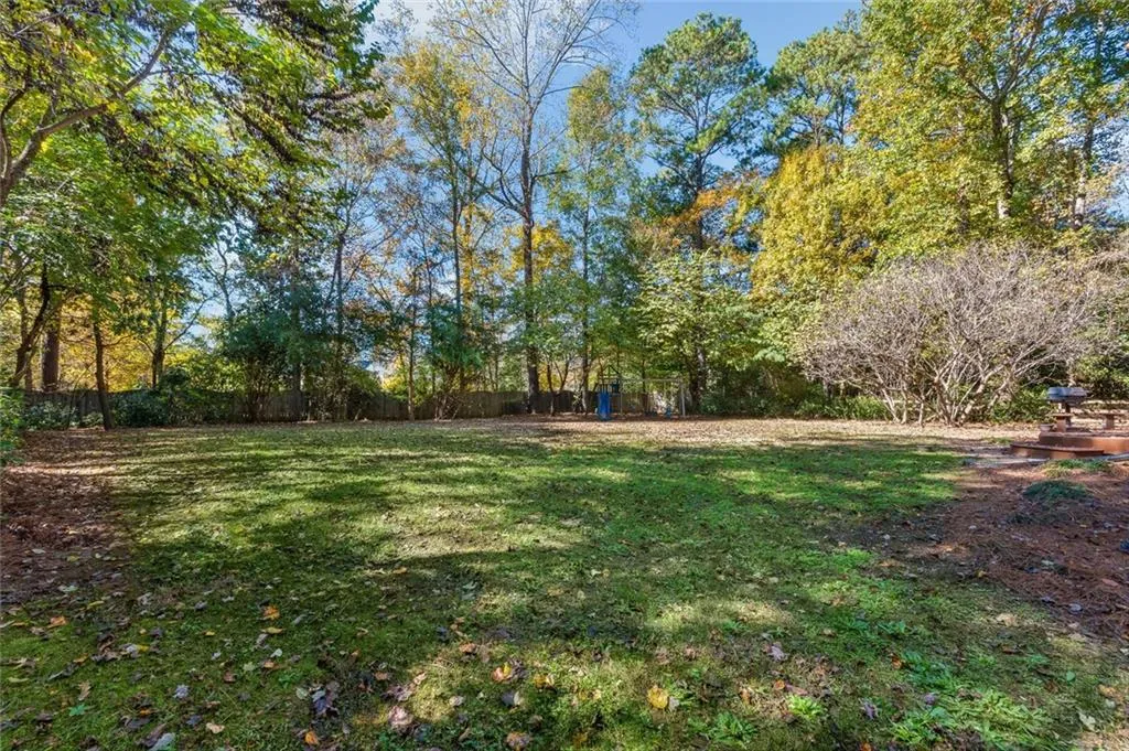 7130 Cherry Bluff Drive, Sandy Springs, Georgia 30350, 5 Bedrooms Bedrooms, ,3 BathroomsBathrooms,Residential,Sold,7130 Cherry Bluff Drive,6958523
