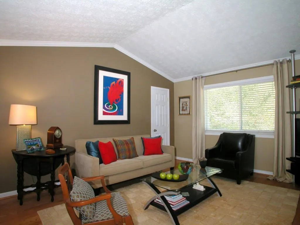 1822 N Rock Springs Road Unit 24, Atlanta, Georgia 30324, 2 Bedrooms Bedrooms, ,1 BathroomBathrooms,Residential,Sold,1822 N Rock Springs Road Unit 24,5608967