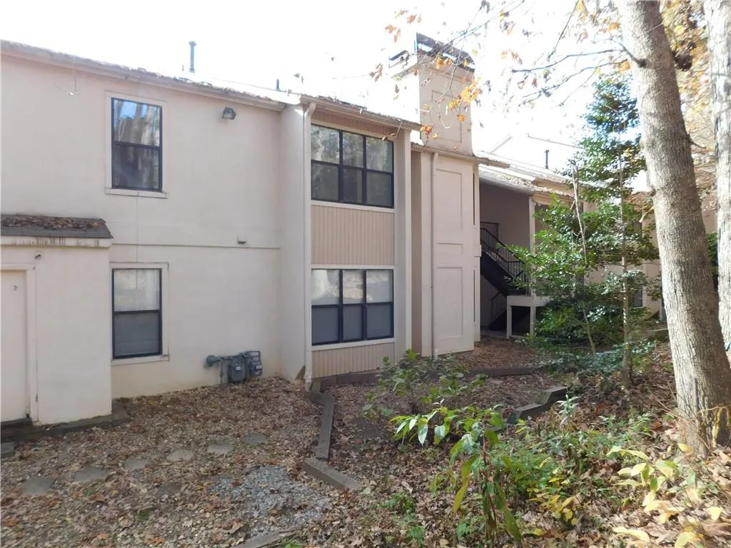 2215 Huntingdon Chase Unit 2215, Sandy Springs, Georgia 30350, 2 Bedrooms Bedrooms, ,2 BathroomsBathrooms,Residential,Sold,2215 Huntingdon Chase Unit 2215,5621659