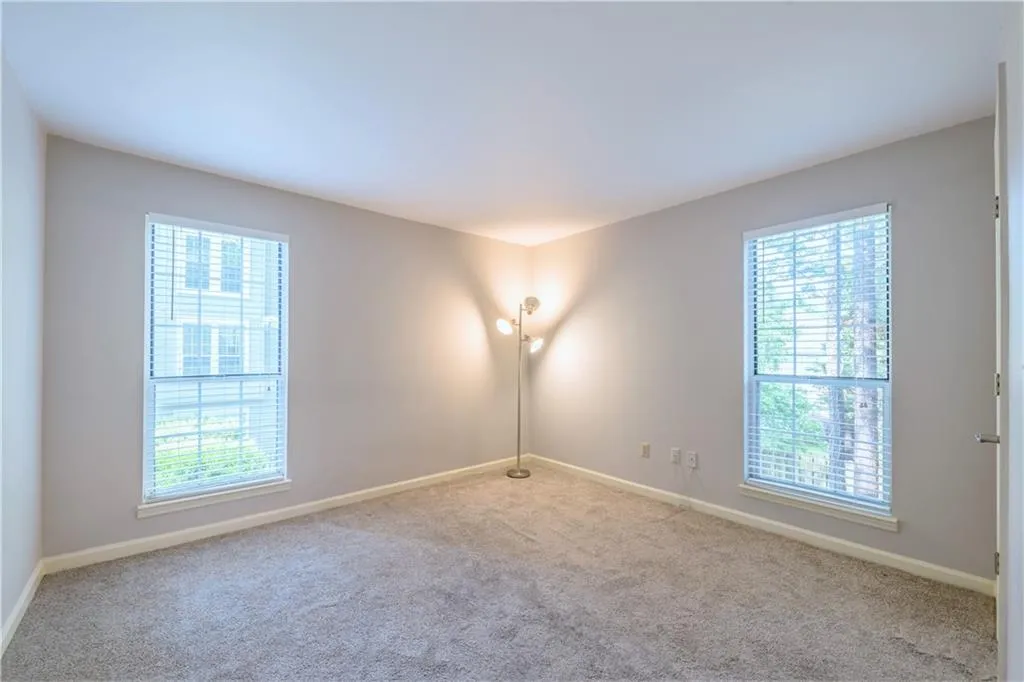305 Granville Court, Sandy Springs, Georgia 30328, 1 Bedroom Bedrooms, ,1 BathroomBathrooms,Residential,Sold,305 Granville Court,7033624