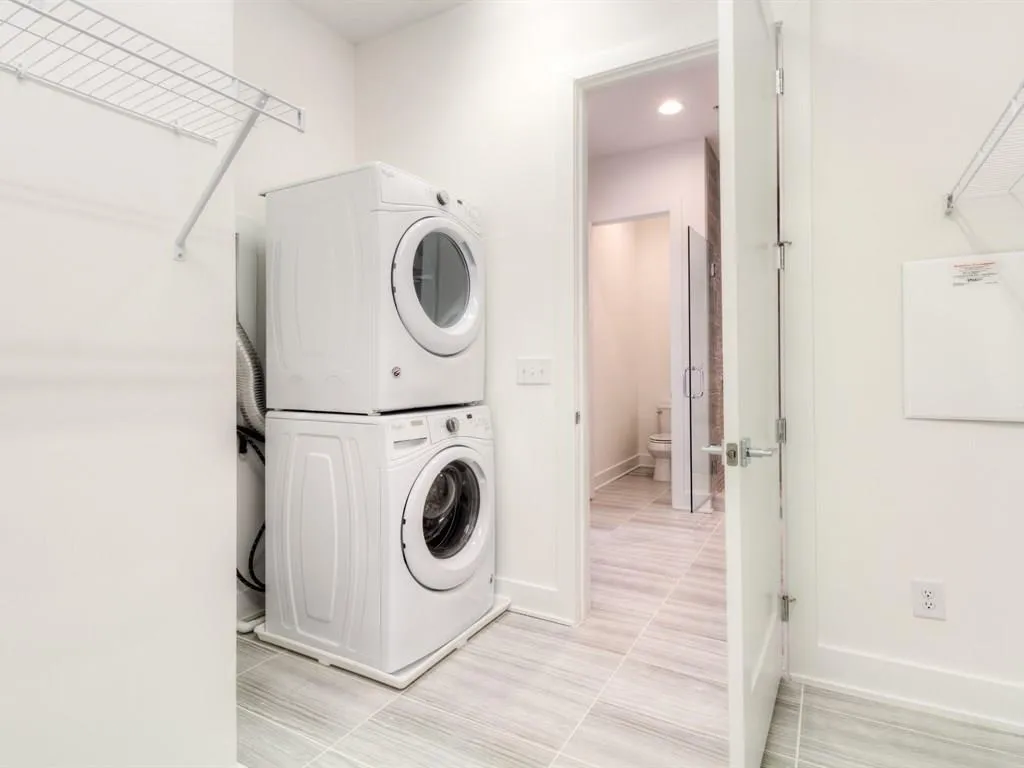 6738 Cadence Boulevard Unit 64, Sandy Springs, Georgia 30328, 1 Bedroom Bedrooms, ,1 BathroomBathrooms,Residential,Sold,6738 Cadence Boulevard Unit 64,5946871