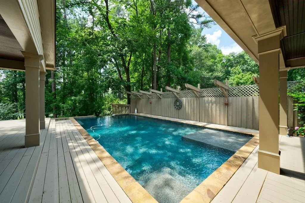 9365 Huntcliff Trace, Sandy Springs, Georgia 30350, 5 Bedrooms Bedrooms, ,5 BathroomsBathrooms,Residential,Sold,9365 Huntcliff Trace,6756219