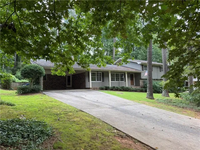 3887 Menlo Drive, Atlanta, Georgia 30340