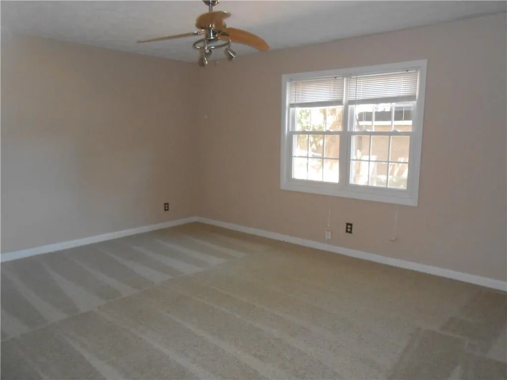 345 Winding River Drive Unit E, Sandy Springs, Georgia 30350, 3 Bedrooms Bedrooms, ,2 BathroomsBathrooms,Residential,Sold,345 Winding River Drive Unit E,5897723