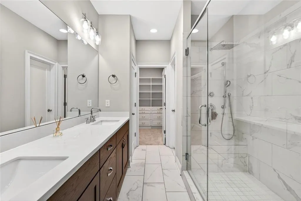 6747 Encore Boulevard, Atlanta, Georgia 30328, 3 Bedrooms Bedrooms, ,3 BathroomsBathrooms,Residential,Sold,6747 Encore Boulevard,7732939