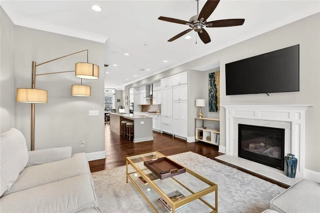 6747 Encore Boulevard, Atlanta, Georgia 30328, 3 Bedrooms Bedrooms, ,3 BathroomsBathrooms,Residential,Sold,6747 Encore Boulevard,7732939