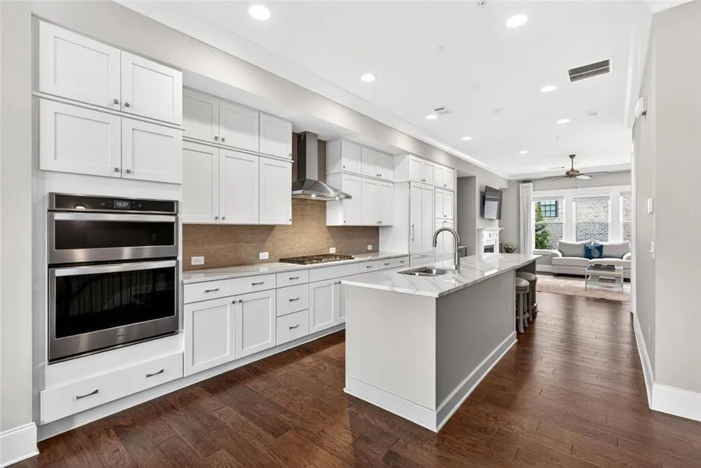 6747 Encore Boulevard, Atlanta, Georgia 30328, 3 Bedrooms Bedrooms, ,3 BathroomsBathrooms,Residential,Sold,6747 Encore Boulevard,7732939