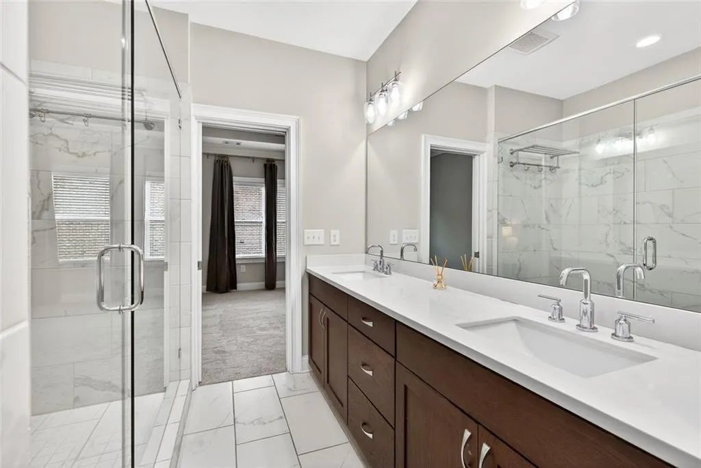 6747 Encore Boulevard, Atlanta, Georgia 30328, 3 Bedrooms Bedrooms, ,3 BathroomsBathrooms,Residential,Sold,6747 Encore Boulevard,7732939