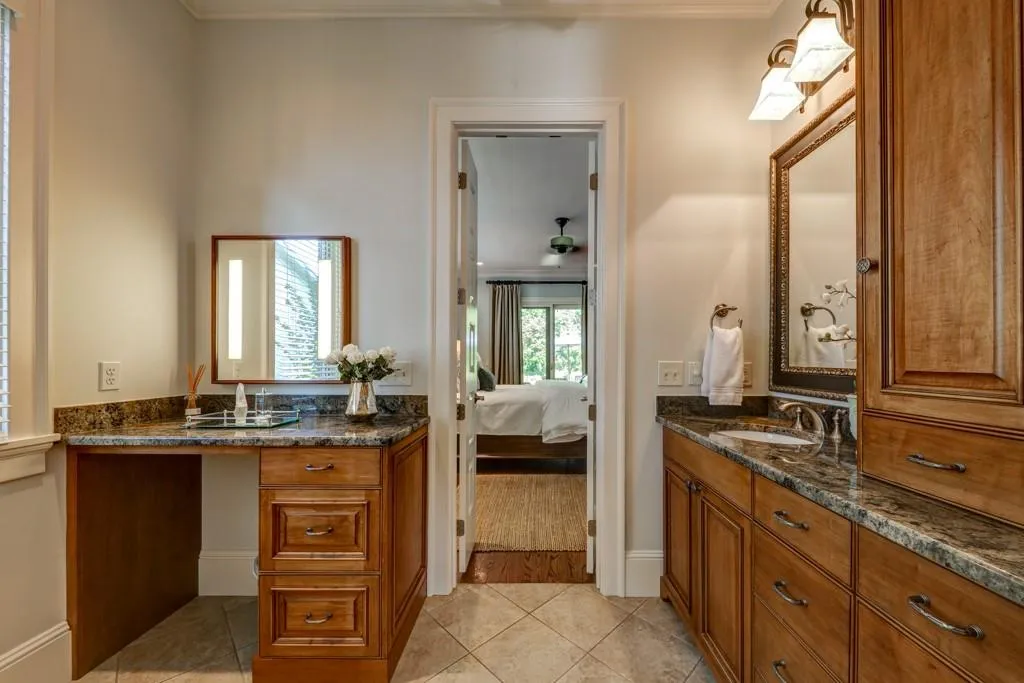 4745 E Conway Drive Nw, Sandy Springs, Georgia 30327, 5 Bedrooms Bedrooms, ,5 BathroomsBathrooms,Residential,Sold,4745 E Conway Drive Nw,6763796