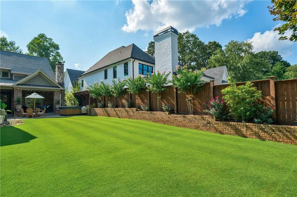 4745 E Conway Drive Nw, Sandy Springs, Georgia 30327, 5 Bedrooms Bedrooms, ,5 BathroomsBathrooms,Residential,Sold,4745 E Conway Drive Nw,6763796