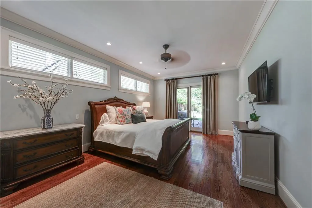 4745 E Conway Drive Nw, Sandy Springs, Georgia 30327, 5 Bedrooms Bedrooms, ,5 BathroomsBathrooms,Residential,Sold,4745 E Conway Drive Nw,6763796