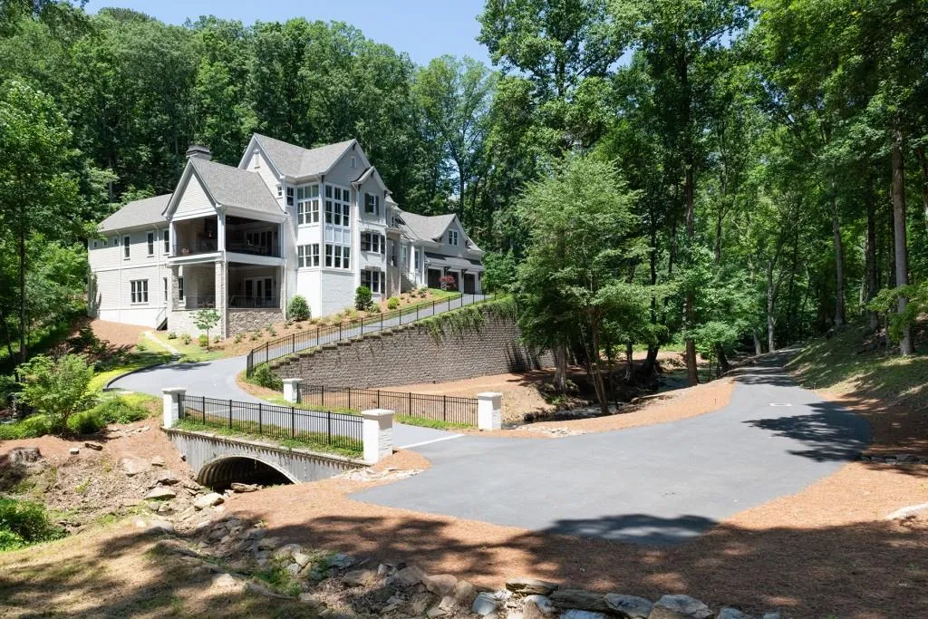 3244 Stillhouse Road Se, Atlanta, Georgia 30339, 5 Bedrooms Bedrooms, ,6 BathroomsBathrooms,Residential,For Sale,3244 Stillhouse Road Se,7617366