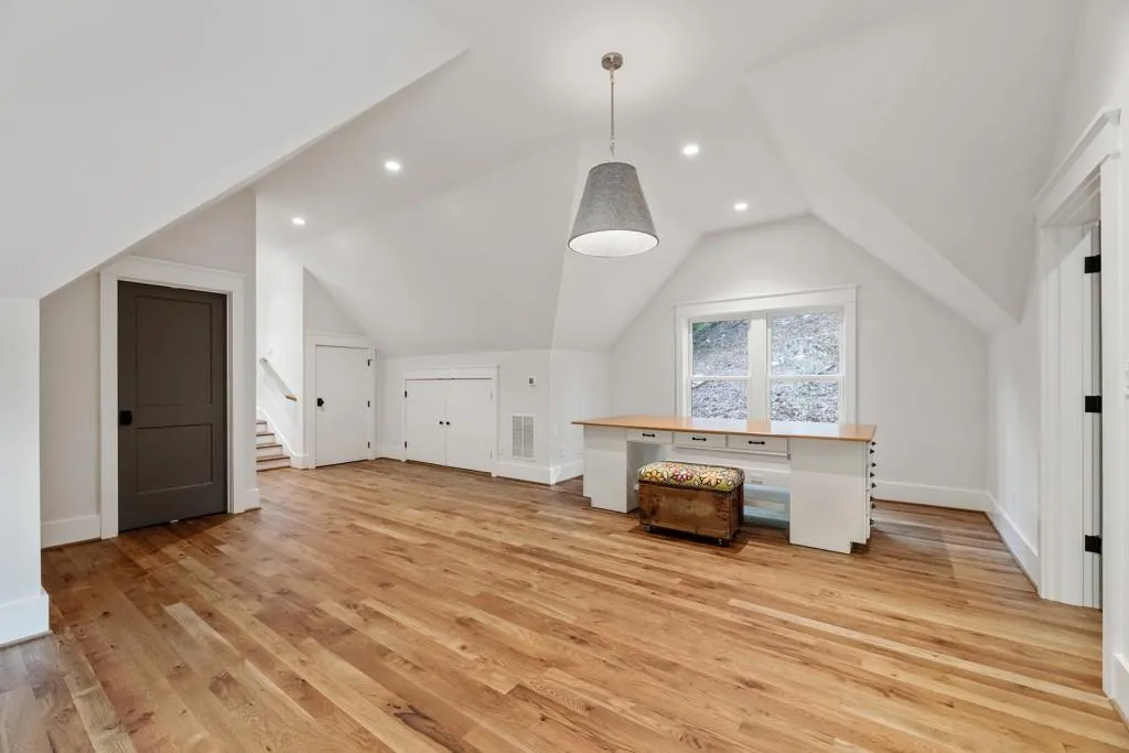 3244 Stillhouse Road Se, Atlanta, Georgia 30339, 5 Bedrooms Bedrooms, ,6 BathroomsBathrooms,Residential,For Sale,3244 Stillhouse Road Se,7617366