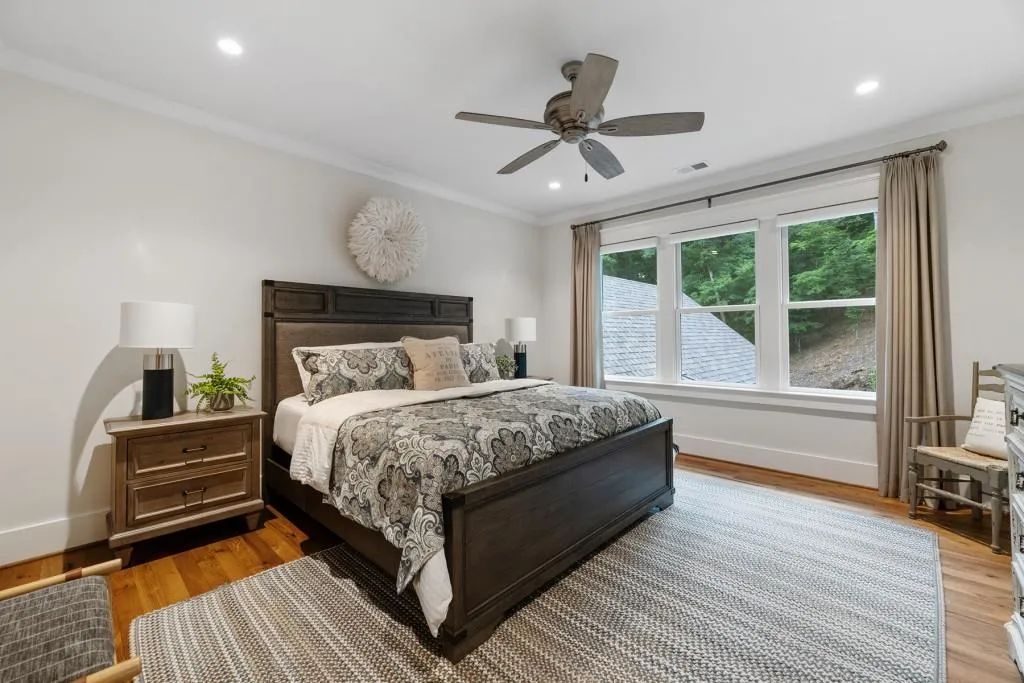 3244 Stillhouse Road Se, Atlanta, Georgia 30339, 5 Bedrooms Bedrooms, ,6 BathroomsBathrooms,Residential,For Sale,3244 Stillhouse Road Se,7617366
