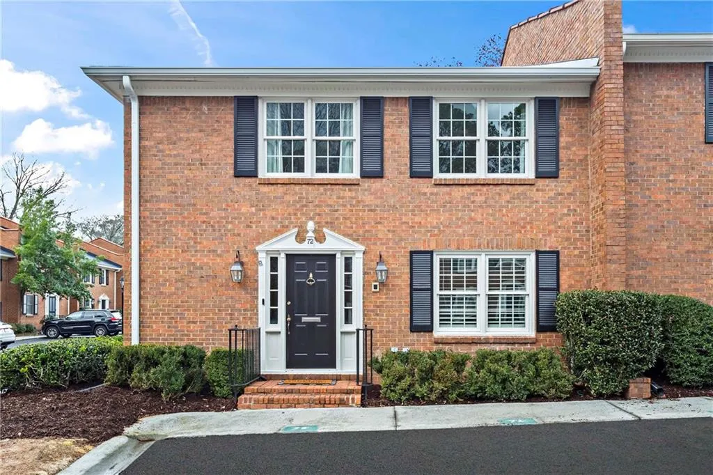 4620 Wieuca Road Ne Unit 72, Atlanta, Georgia 30342, 3 Bedrooms Bedrooms, ,3 BathroomsBathrooms,Residential,For Sale,4620 Wieuca Road Ne Unit 72,7646634