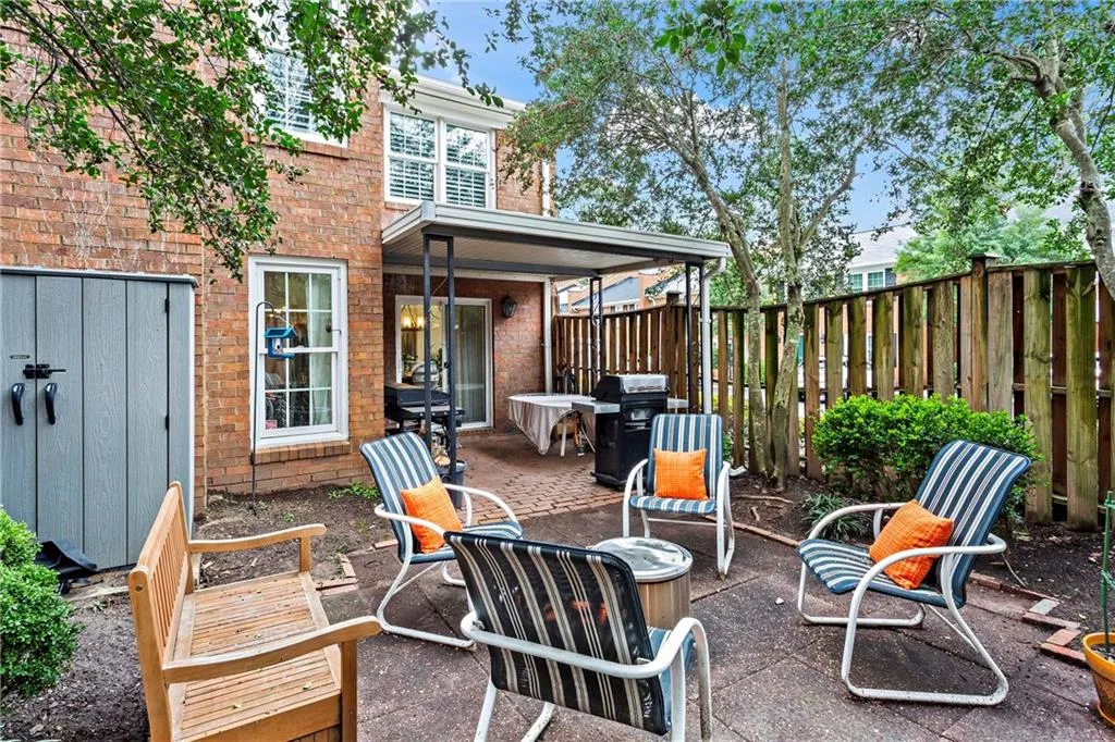 4620 Wieuca Road Ne Unit 72, Atlanta, Georgia 30342, 3 Bedrooms Bedrooms, ,3 BathroomsBathrooms,Residential,For Sale,4620 Wieuca Road Ne Unit 72,7646634
