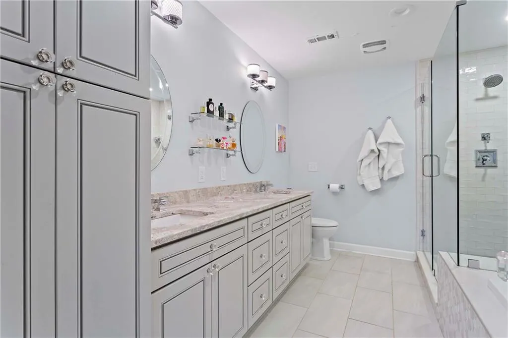 4620 Wieuca Road Ne Unit 72, Atlanta, Georgia 30342, 3 Bedrooms Bedrooms, ,3 BathroomsBathrooms,Residential,For Sale,4620 Wieuca Road Ne Unit 72,7646634