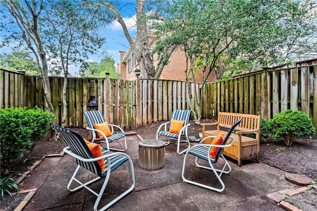4620 Wieuca Road Ne Unit 72, Atlanta, Georgia 30342, 3 Bedrooms Bedrooms, ,3 BathroomsBathrooms,Residential,For Sale,4620 Wieuca Road Ne Unit 72,7646634