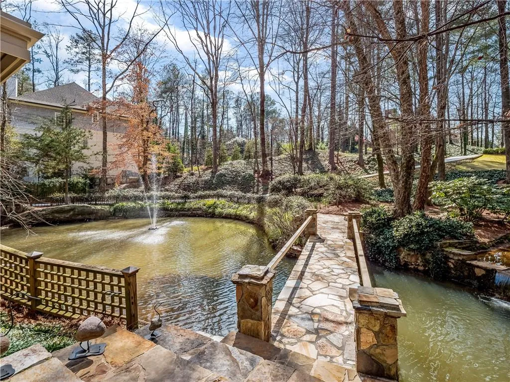 5635 Lake Island Drive, Sandy Springs, Georgia 30327, 5 Bedrooms Bedrooms, ,5 BathroomsBathrooms,Residential,Sold,5635 Lake Island Drive,6518145