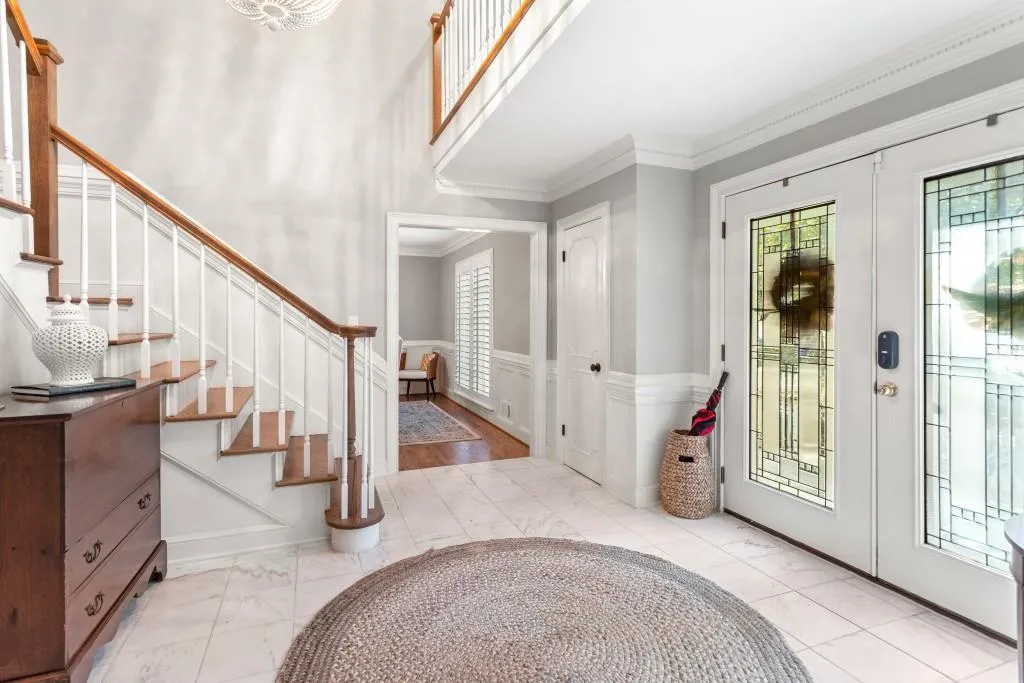 1890 Old Dominion Drive, Sandy Springs, Georgia 30350, 5 Bedrooms Bedrooms, ,4 BathroomsBathrooms,Residential,Sold,1890 Old Dominion Drive,6958785