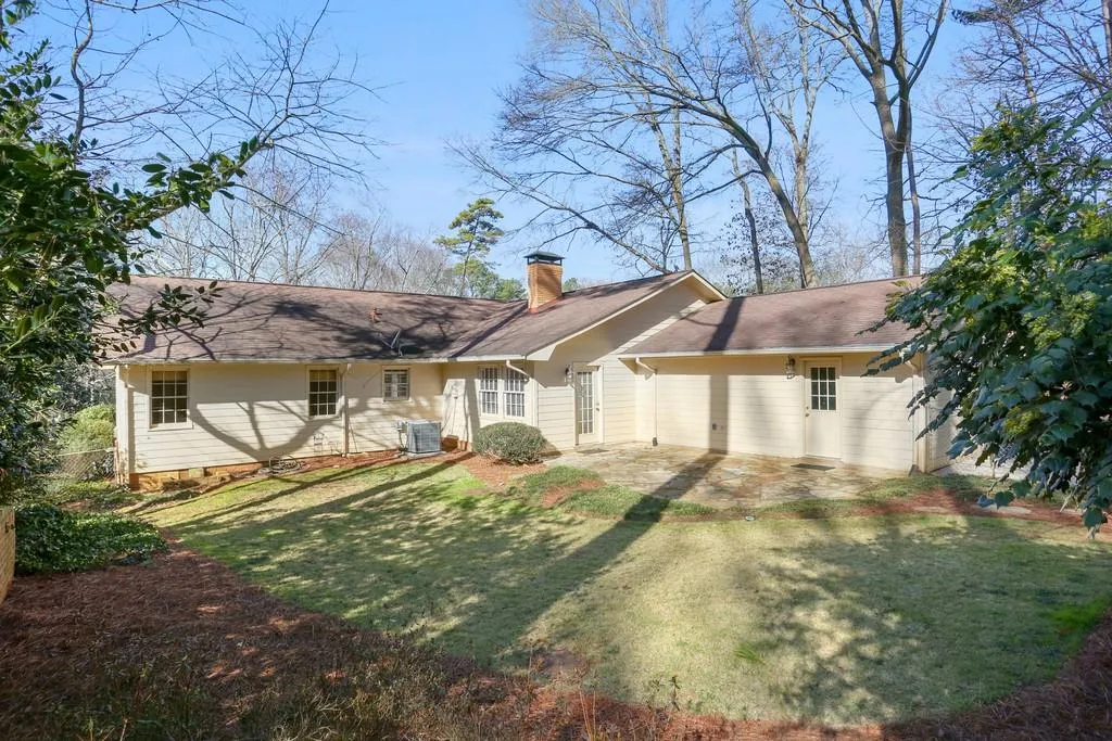 1305 Old Woodbine Road, Sandy Springs, Georgia 30319, 3 Bedrooms Bedrooms, ,2 BathroomsBathrooms,Residential,Sold,1305 Old Woodbine Road,6669740