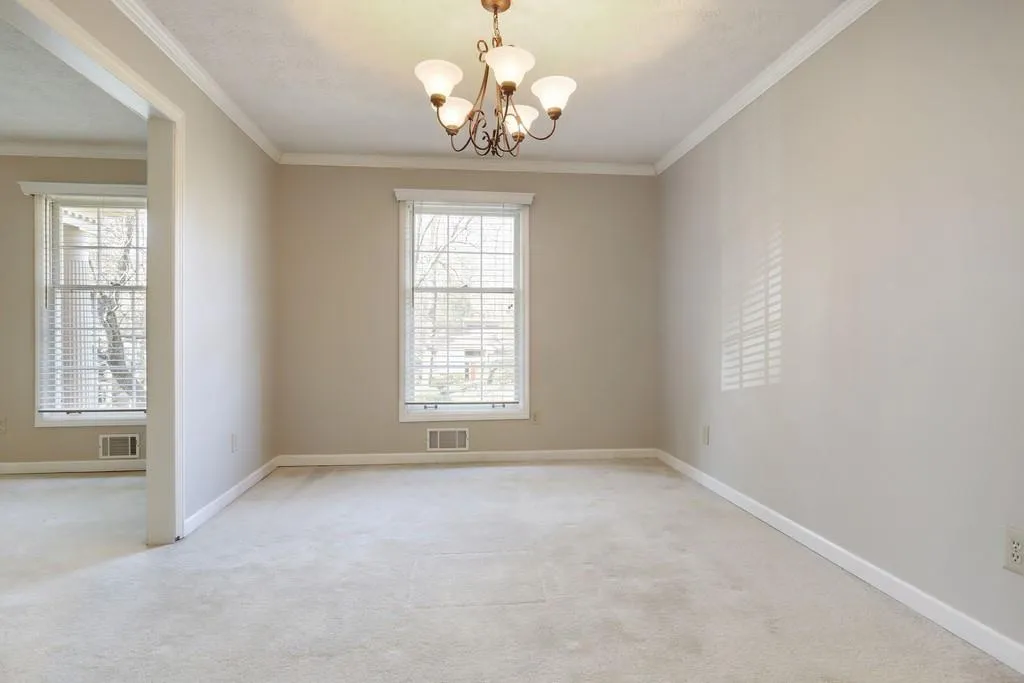 1305 Old Woodbine Road, Sandy Springs, Georgia 30319, 3 Bedrooms Bedrooms, ,2 BathroomsBathrooms,Residential,Sold,1305 Old Woodbine Road,6669740