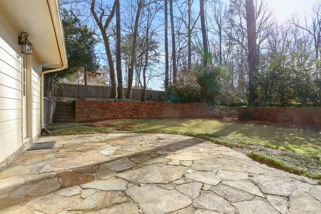 1305 Old Woodbine Road, Sandy Springs, Georgia 30319, 3 Bedrooms Bedrooms, ,2 BathroomsBathrooms,Residential,Sold,1305 Old Woodbine Road,6669740