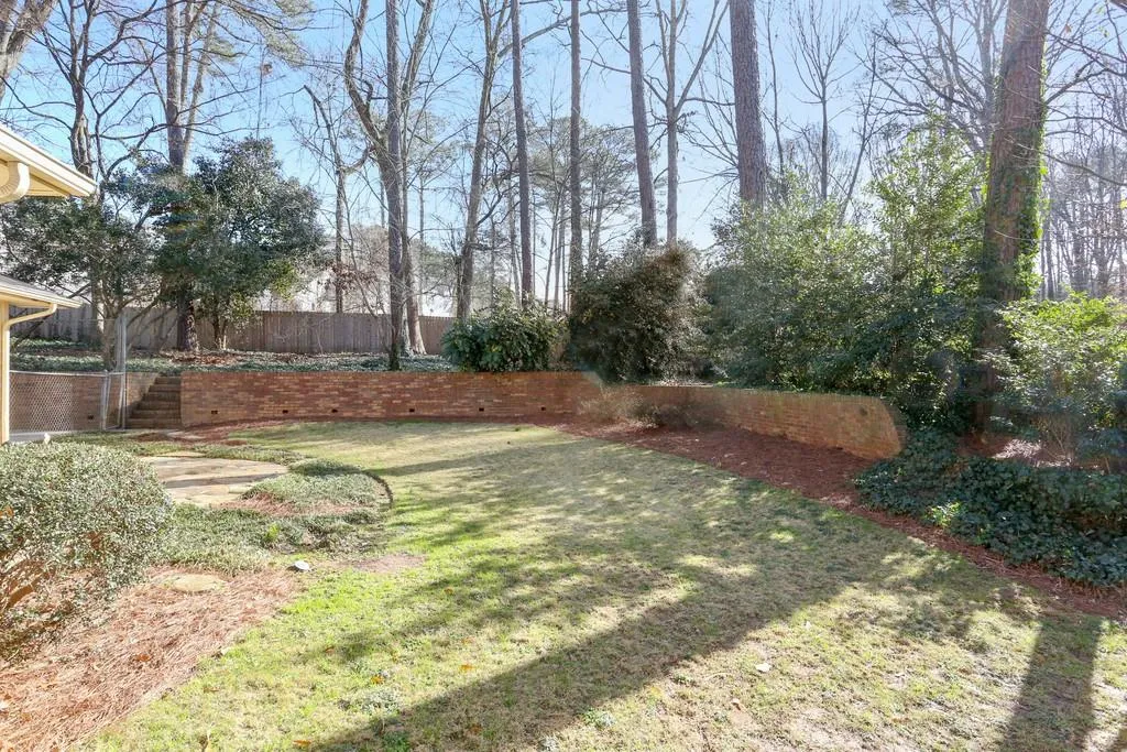 1305 Old Woodbine Road, Sandy Springs, Georgia 30319, 3 Bedrooms Bedrooms, ,2 BathroomsBathrooms,Residential,Sold,1305 Old Woodbine Road,6669740