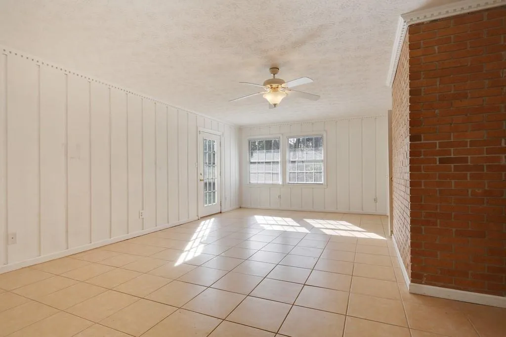 1305 Old Woodbine Road, Sandy Springs, Georgia 30319, 3 Bedrooms Bedrooms, ,2 BathroomsBathrooms,Residential,Sold,1305 Old Woodbine Road,6669740