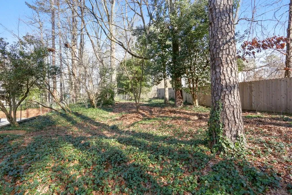 1305 Old Woodbine Road, Sandy Springs, Georgia 30319, 3 Bedrooms Bedrooms, ,2 BathroomsBathrooms,Residential,Sold,1305 Old Woodbine Road,6669740