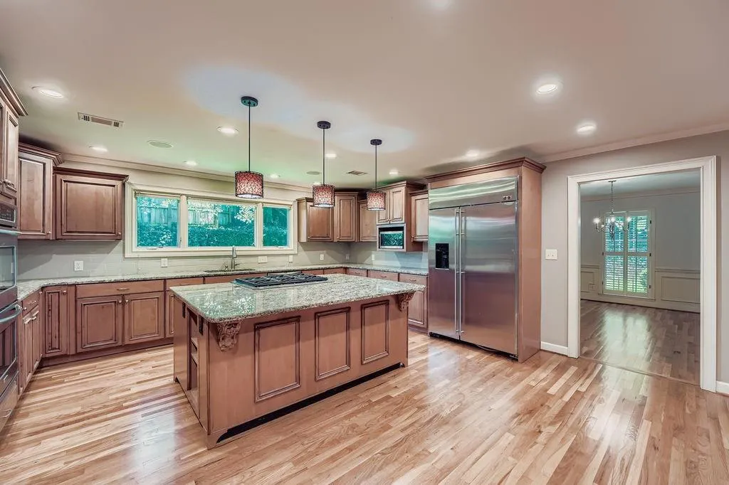 485 N Harbor Drive, Atlanta, Georgia 30328, 5 Bedrooms Bedrooms, ,4 BathroomsBathrooms,Residential,For Sale,485 N Harbor Drive,7625052