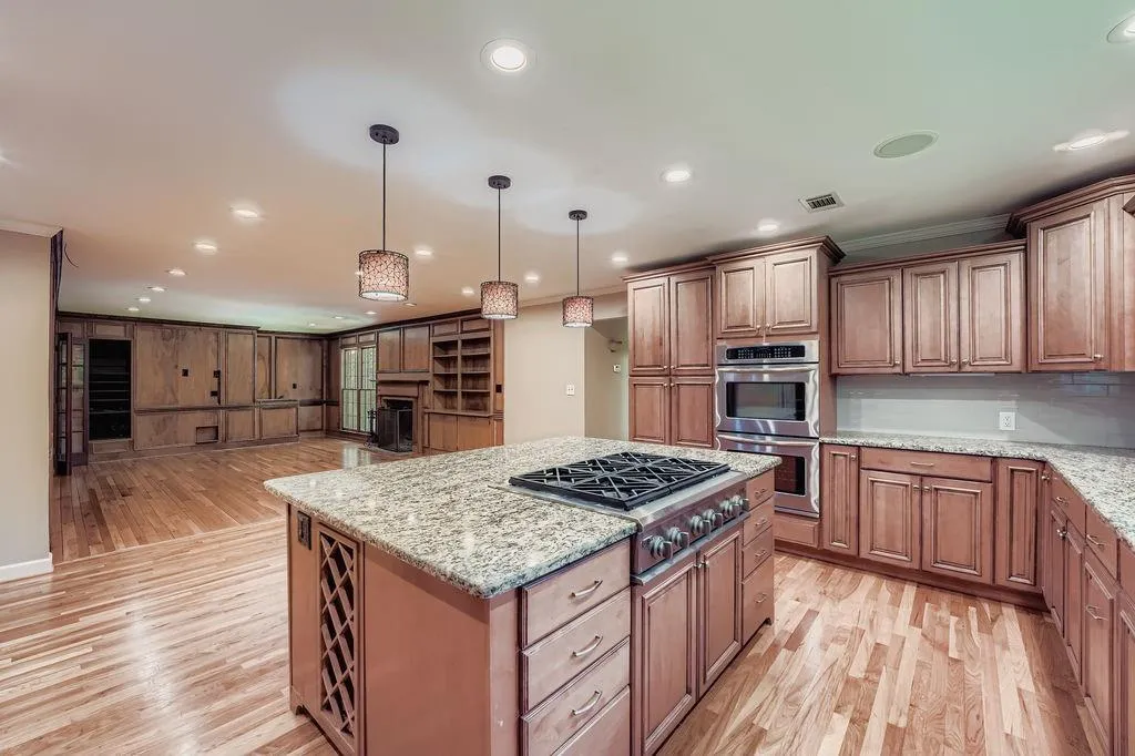485 N Harbor Drive, Atlanta, Georgia 30328, 5 Bedrooms Bedrooms, ,4 BathroomsBathrooms,Residential,For Sale,485 N Harbor Drive,7625052