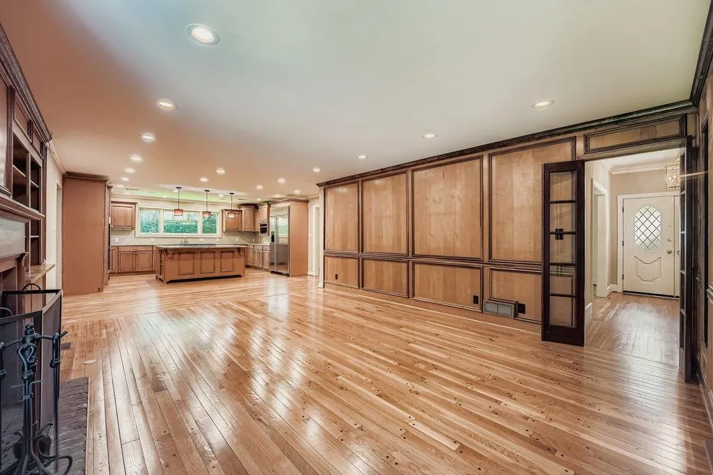 485 N Harbor Drive, Atlanta, Georgia 30328, 5 Bedrooms Bedrooms, ,4 BathroomsBathrooms,Residential,For Sale,485 N Harbor Drive,7625052