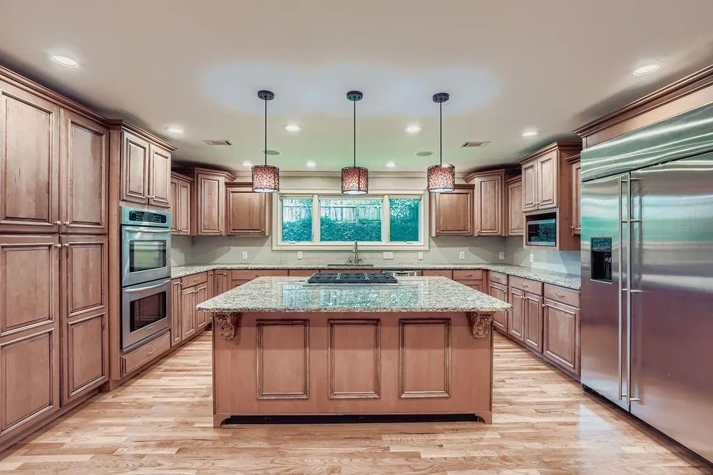 485 N Harbor Drive, Atlanta, Georgia 30328, 5 Bedrooms Bedrooms, ,4 BathroomsBathrooms,Residential,For Sale,485 N Harbor Drive,7625052