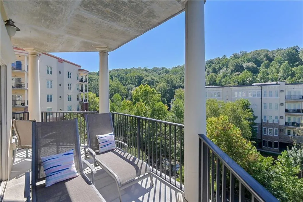 200 River Vista Drive Unit 530, Atlanta, Georgia 30339, 2 Bedrooms Bedrooms, ,2 BathroomsBathrooms,Residential,Sold,200 River Vista Drive Unit 530,6610163
