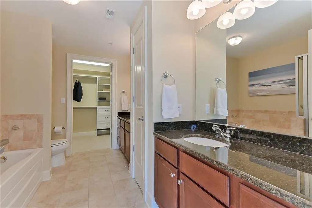 200 River Vista Drive Unit 530, Atlanta, Georgia 30339, 2 Bedrooms Bedrooms, ,2 BathroomsBathrooms,Residential,Sold,200 River Vista Drive Unit 530,6610163