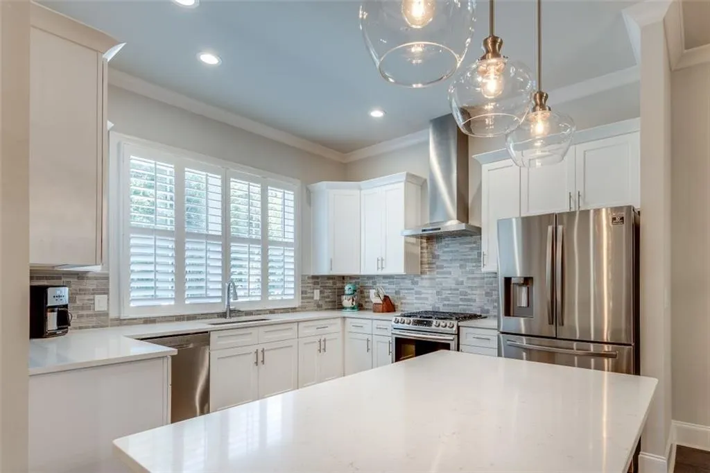 8005 Linfield Way, Sandy Springs, Georgia 30350, 3 Bedrooms Bedrooms, ,3 BathroomsBathrooms,Residential,Sold,8005 Linfield Way,7124595