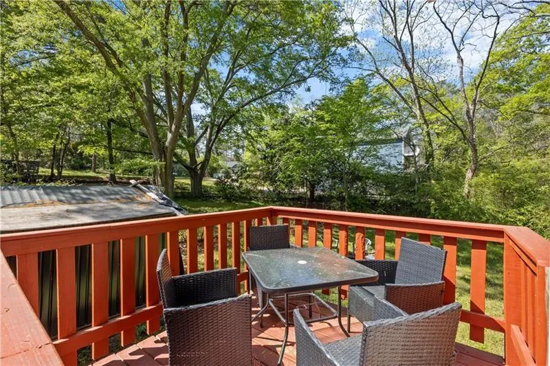2383 Baker Road Nw, Atlanta, Georgia 30318, 3 Bedrooms Bedrooms, ,2 BathroomsBathrooms,Residential,For Sale,2383 Baker Road Nw,7660444