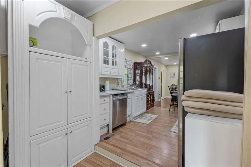 2383 Baker Road Nw, Atlanta, Georgia 30318, 3 Bedrooms Bedrooms, ,2 BathroomsBathrooms,Residential,For Sale,2383 Baker Road Nw,7660444
