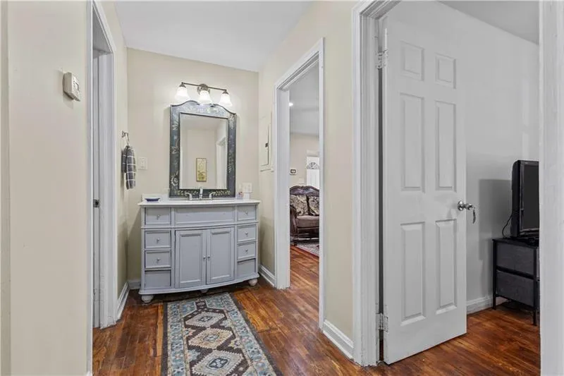 2383 Baker Road Nw, Atlanta, Georgia 30318, 3 Bedrooms Bedrooms, ,2 BathroomsBathrooms,Residential,For Sale,2383 Baker Road Nw,7660444