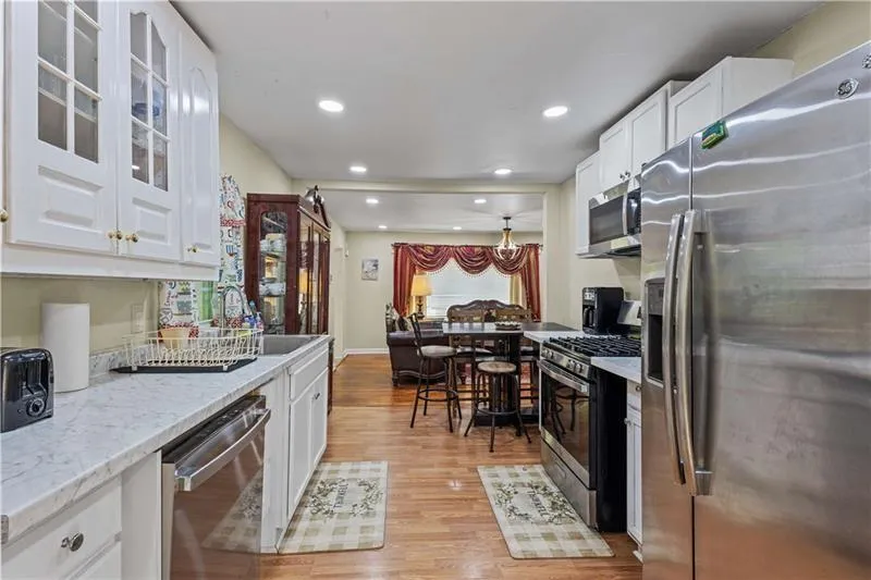 2383 Baker Road Nw, Atlanta, Georgia 30318, 3 Bedrooms Bedrooms, ,2 BathroomsBathrooms,Residential,For Sale,2383 Baker Road Nw,7660444
