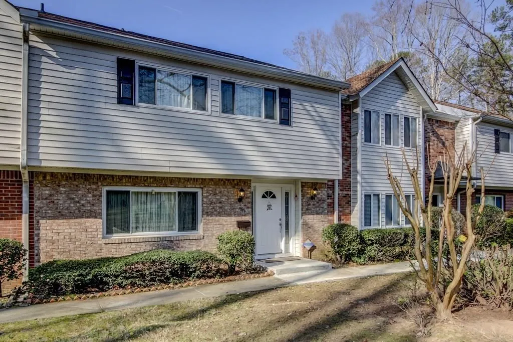 7086 Stonington Drive Ne Unit 7086, Sandy Springs, Georgia 30328, 3 Bedrooms Bedrooms, ,2 BathroomsBathrooms,Residential,Sold,7086 Stonington Drive Ne Unit 7086,5803183