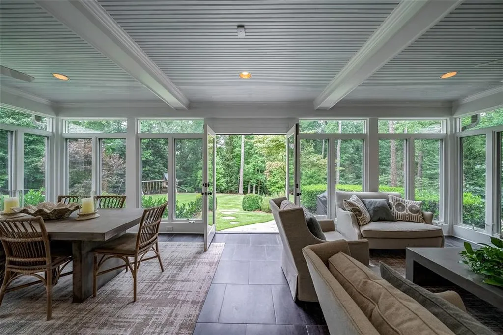 5590 Lake Island Drive, Atlanta, Georgia 30327, 4 Bedrooms Bedrooms, ,4 BathroomsBathrooms,Residential,Sold,5590 Lake Island Drive,6801197