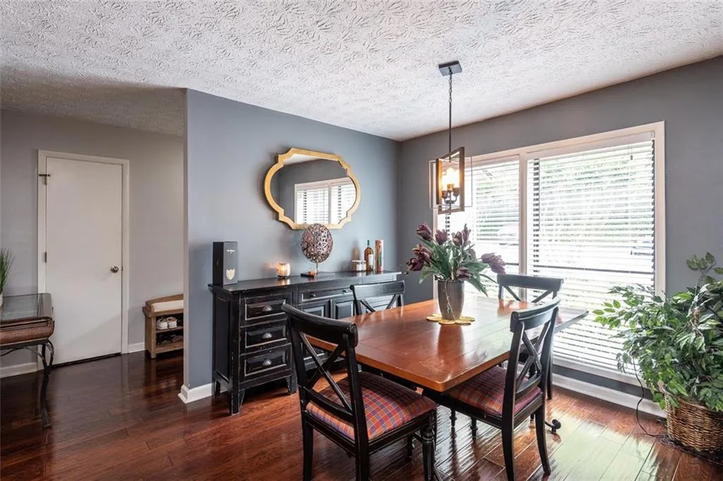 1701 Woodcliff Drive, Atlanta, Georgia 30350, 2 Bedrooms Bedrooms, ,2 BathroomsBathrooms,Residential,Sold,1701 Woodcliff Drive,7049721 1701 Woodcliff Drive, Atlanta, Georgia 30350, 2 Bedrooms Bedrooms, ,2 BathroomsBathrooms,Residential,Sold,1701 Woodcliff Drive,7049721